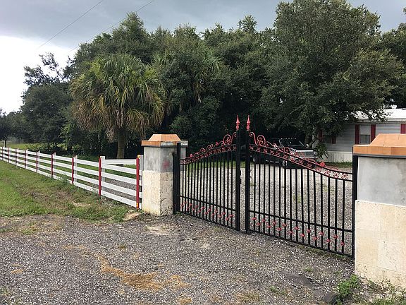 3rd image of 1304 Palomino Dr