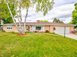 355 Adams St, Oconto, WI 54153
