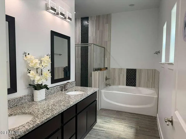 14937 Mike A Mendoza Ave — Photo 10