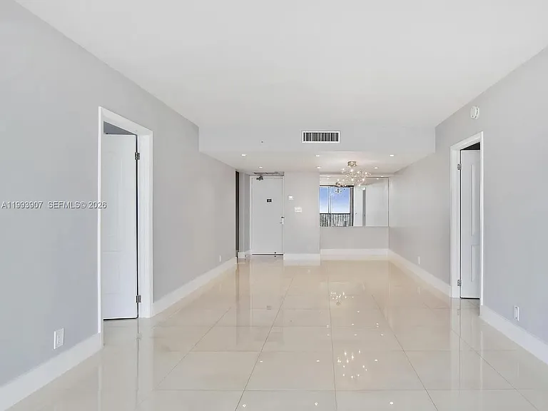 20301 W Country Club Dr #2622 — Photo 17