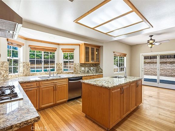 4th image of 23922 Eagle Mountain St