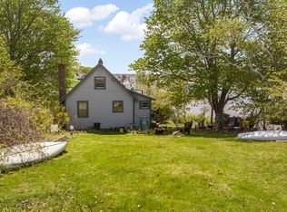 114 Little Neck Rd, Ipswich, MA 01938