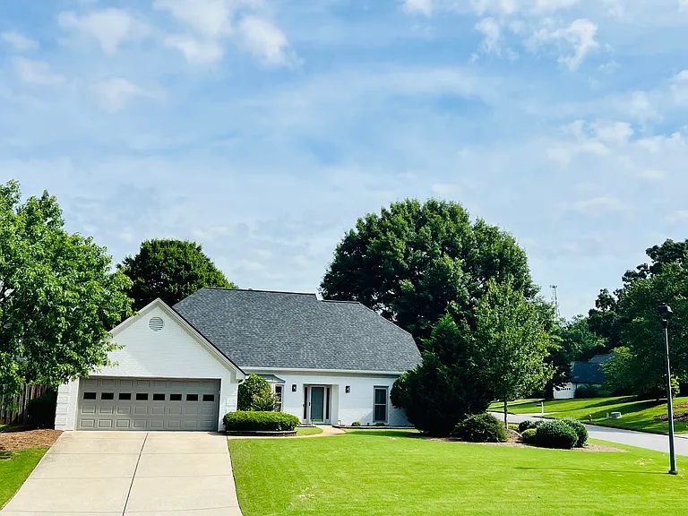 205 Kinderhill Ct — Photo 1