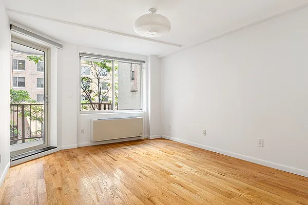 Sold by Compass | media 5