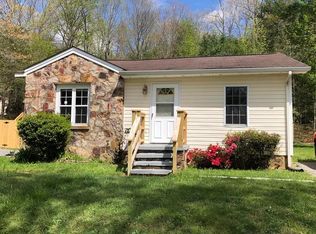 712 Rhododendron Ave #712, Black Mountain, NC 28711
