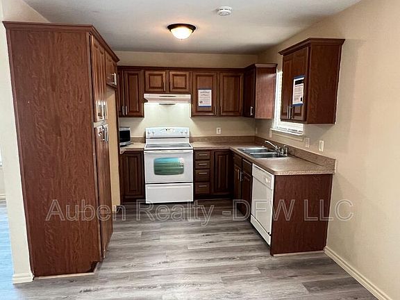 5th image of 931 Parkplace Rdg