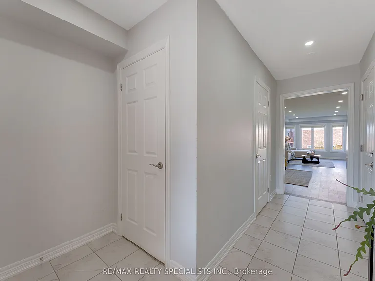 740 Linden Dr #4 — Photo 5