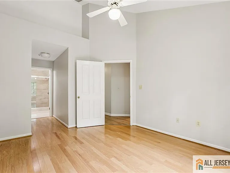 624 Brickhouse Rd — Photo 30