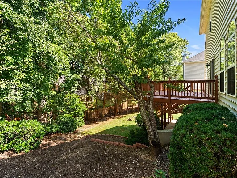 10950 Kimball Crest Dr — Photo 40