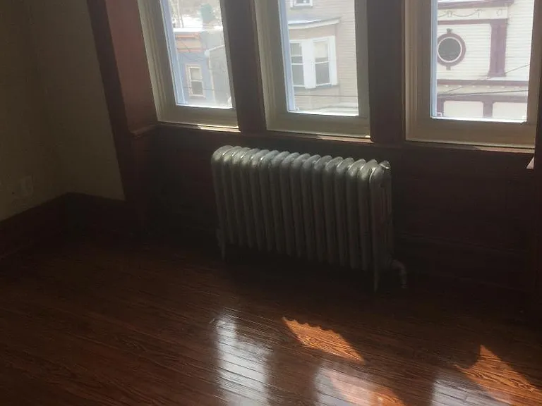 153 S Main St #6 — Photo 5