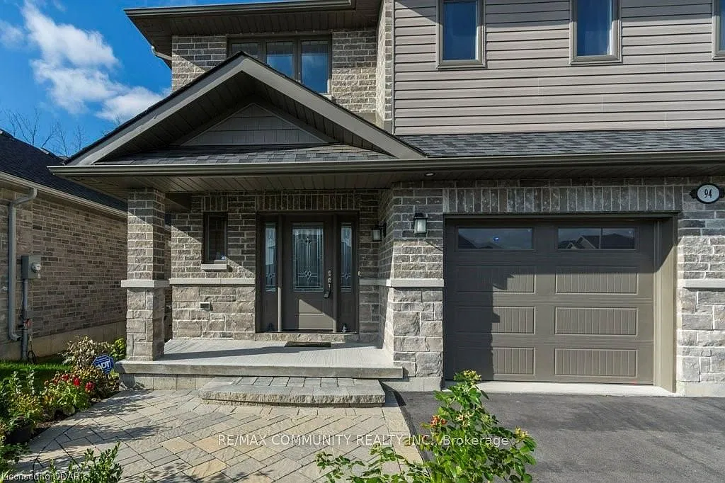 3 bed, $3,100 — Photo 2