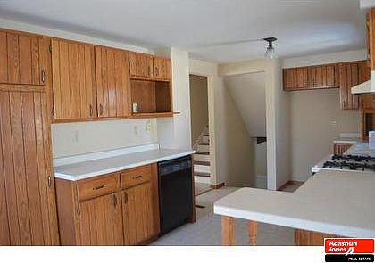 4th image of 773 Western Ave