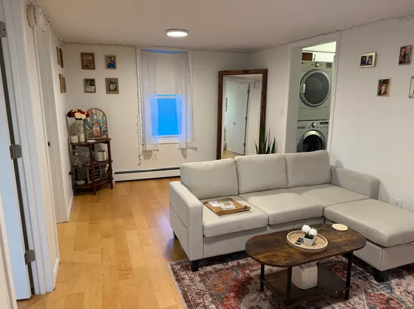 526 S Union St #B, Burlington, VT 05401