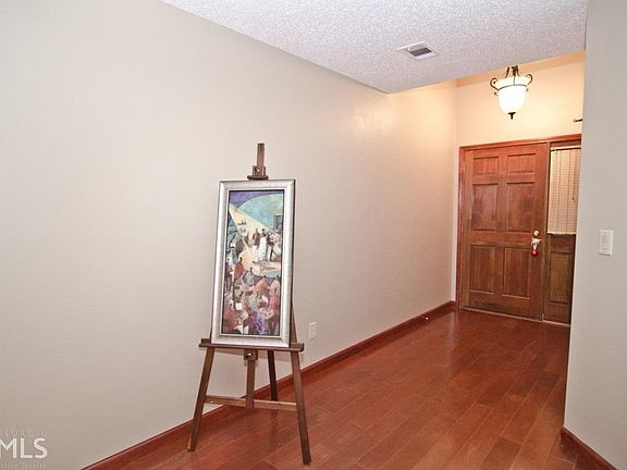 5th image of 2908 Woodruff Dr SE