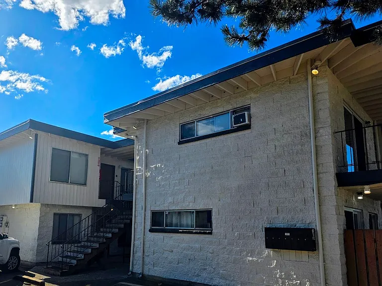 638 Van Buren St #16 — Photo 1