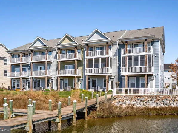 10900 Holystone Ln Unit 102, Berlin, MD 21811