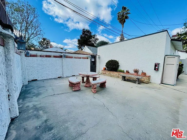 4441 Tujunga Ave #3 — Photo 29