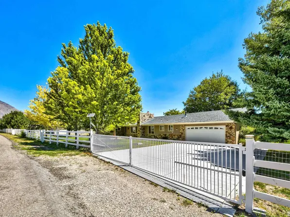 2281 Pioneer Trl, Genoa, NV 89411