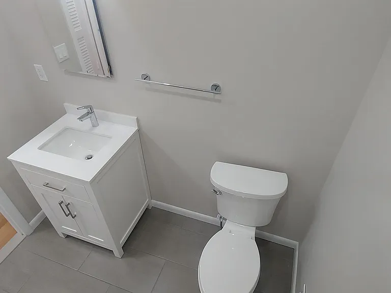 9820 Inglemere Dr — Photo 37