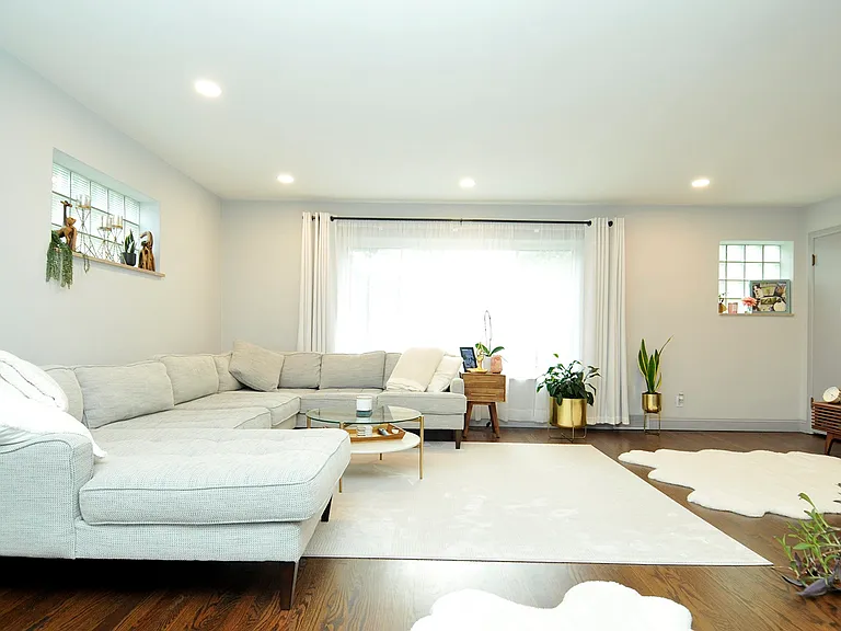 4912 Jamieson Ave #2 — Photo 35