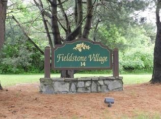 14 Pinney St APT 27, Ellington, CT 06029
