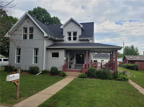 323 W Green St, Winterset, IA 50273