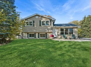 26W250 Case St, Naperville, IL 60563