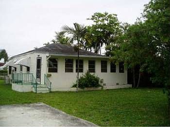 1st image of 143 Flagler Dr