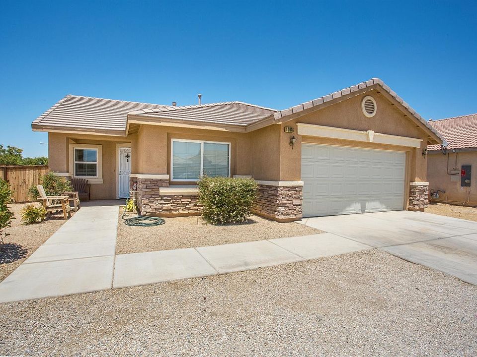 10946 Hillsborough St, Adelanto, CA 92301 Zillow