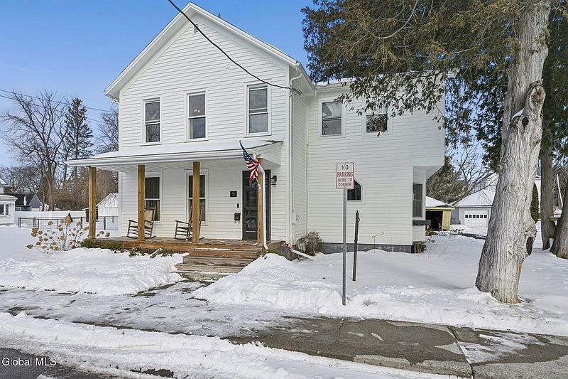 3rd image of 11 Hudson Street