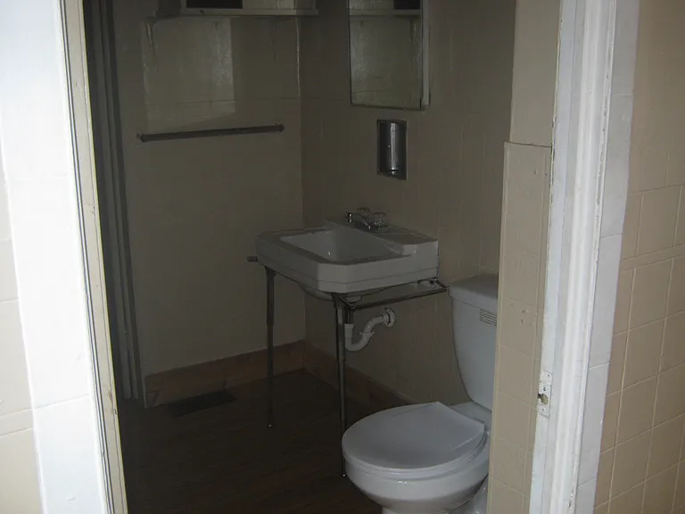 53 1/2 Seminary Ave #1 — Photo 5