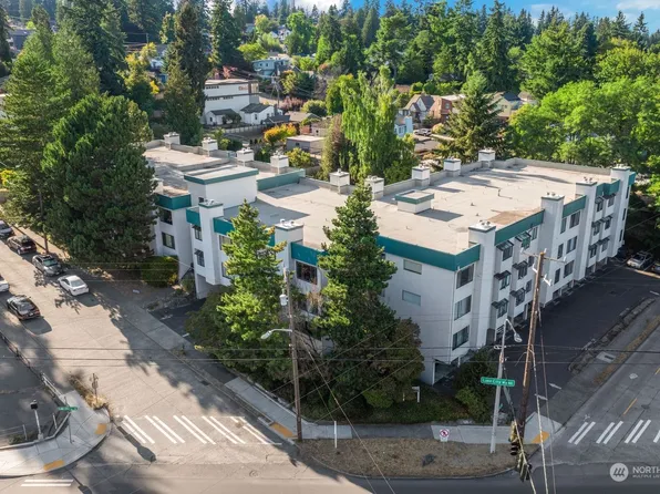 1740 NE 86th Street #308, Seattle, WA 98115