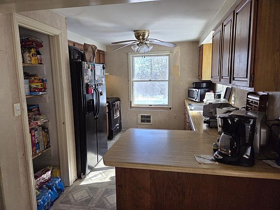 4th image of 84 Watson Road