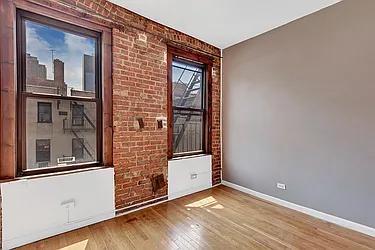 Rented by Cooper & Cooper Real Estate