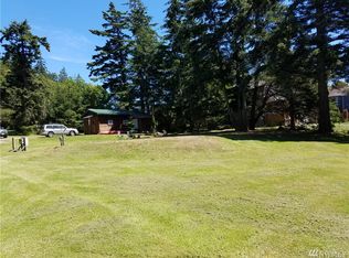 1231 N Beach Rd, Eastsound, WA 98245