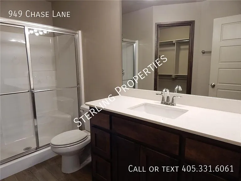 949 Chase Ln — Photo 21
