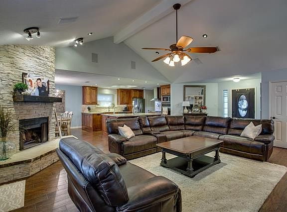 5th image of 1805 Hamilton Dr