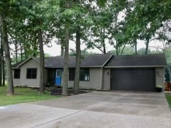 5440 E Karen Ct, Stevensville, MI 49127