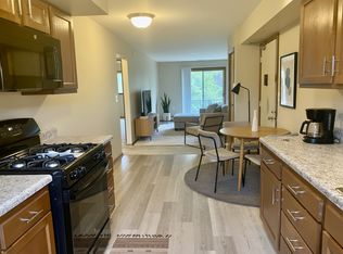 1970 Burton St SE #37, Grand Rapids, MI 49506