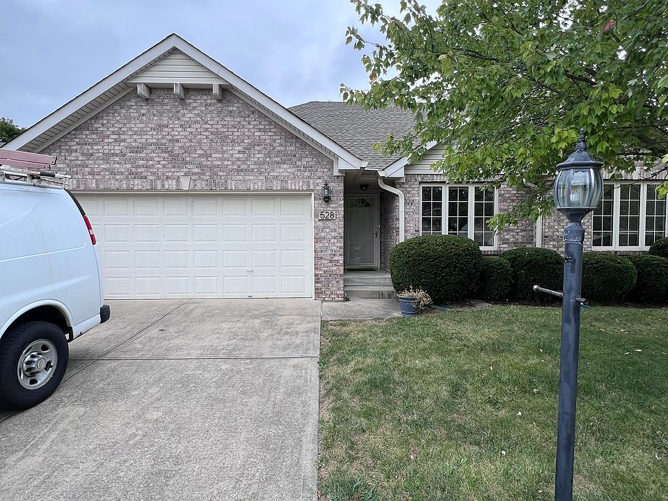 1st image of 528 Silver Fox Ct