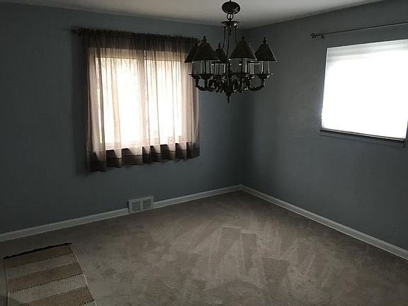 5th image of 4667 Echo Glen Dr