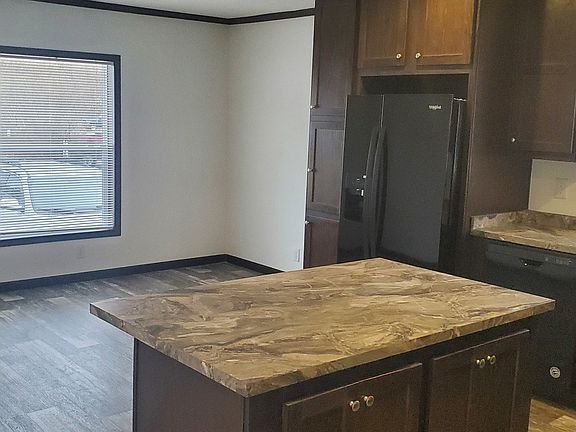 5th image of 6401 Shore Breeze Dr #166