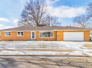 108 E Fernwood St, Morton, IL 61550