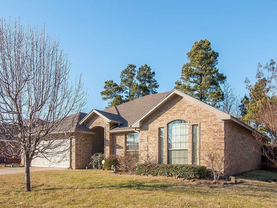 1st image of 106 Goldeneye Ln