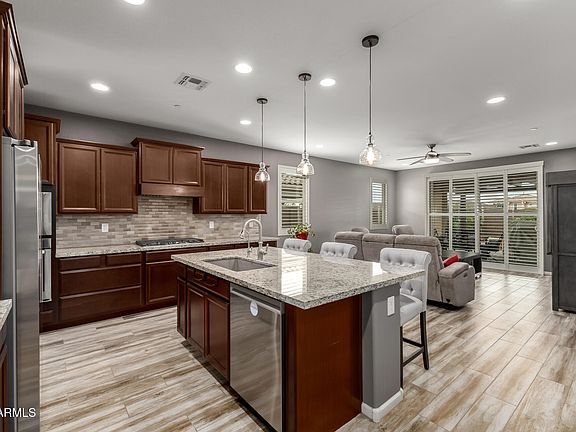 3rd image of 13735 W AMARANTH Street