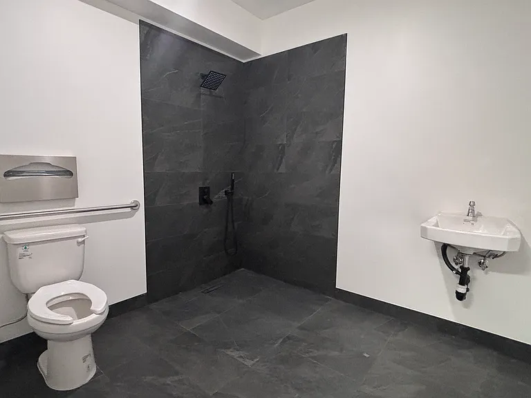 4020 Avalon Blvd #201 — Photo 10