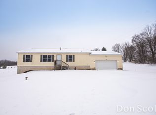 1589 Serenity Valley Dr NE, Cedar Springs, MI 49319
