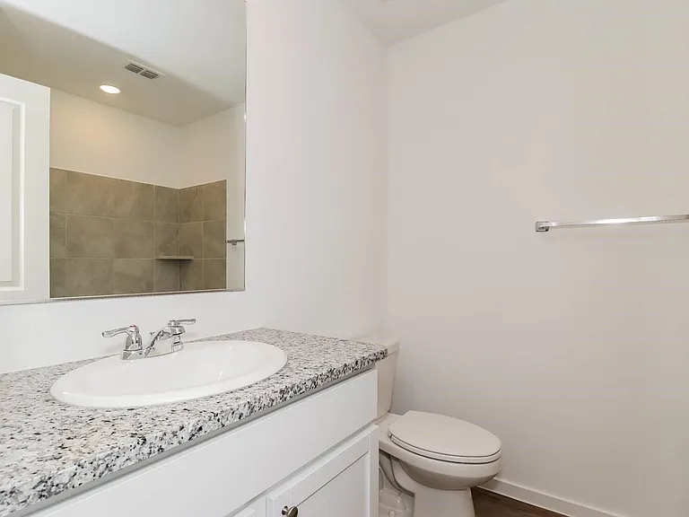 7133 Landings Edge Rd — Photo 16