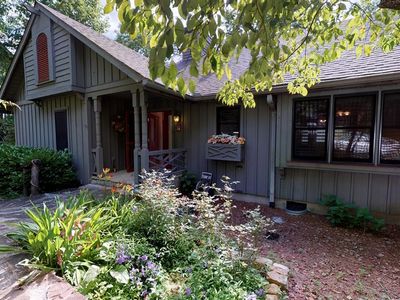 45 Cottage Dr, Sapphire, NC, 28774