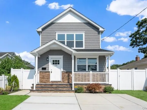 710 Franklin Avenue, Massapequa, NY 11758